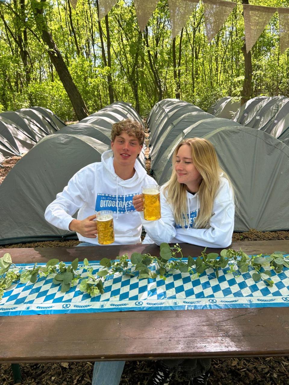 Munich Oktoberfest Student City Camping 18 To 25 (Adults Only) 1