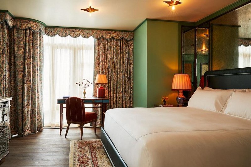 The Fifth Avenue Hotel 2