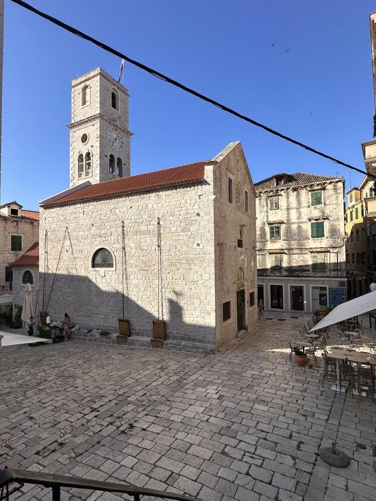 Casa BLU 1