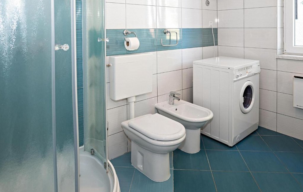 Awesome Home in Tisno with Wifi 2