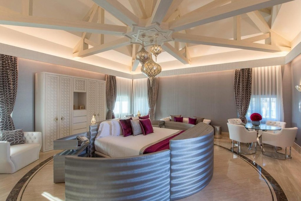 Gran Hotel Miramar 1