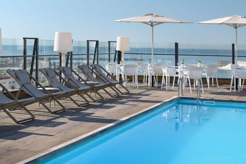 AC Hotel by Marriott Alicante 2