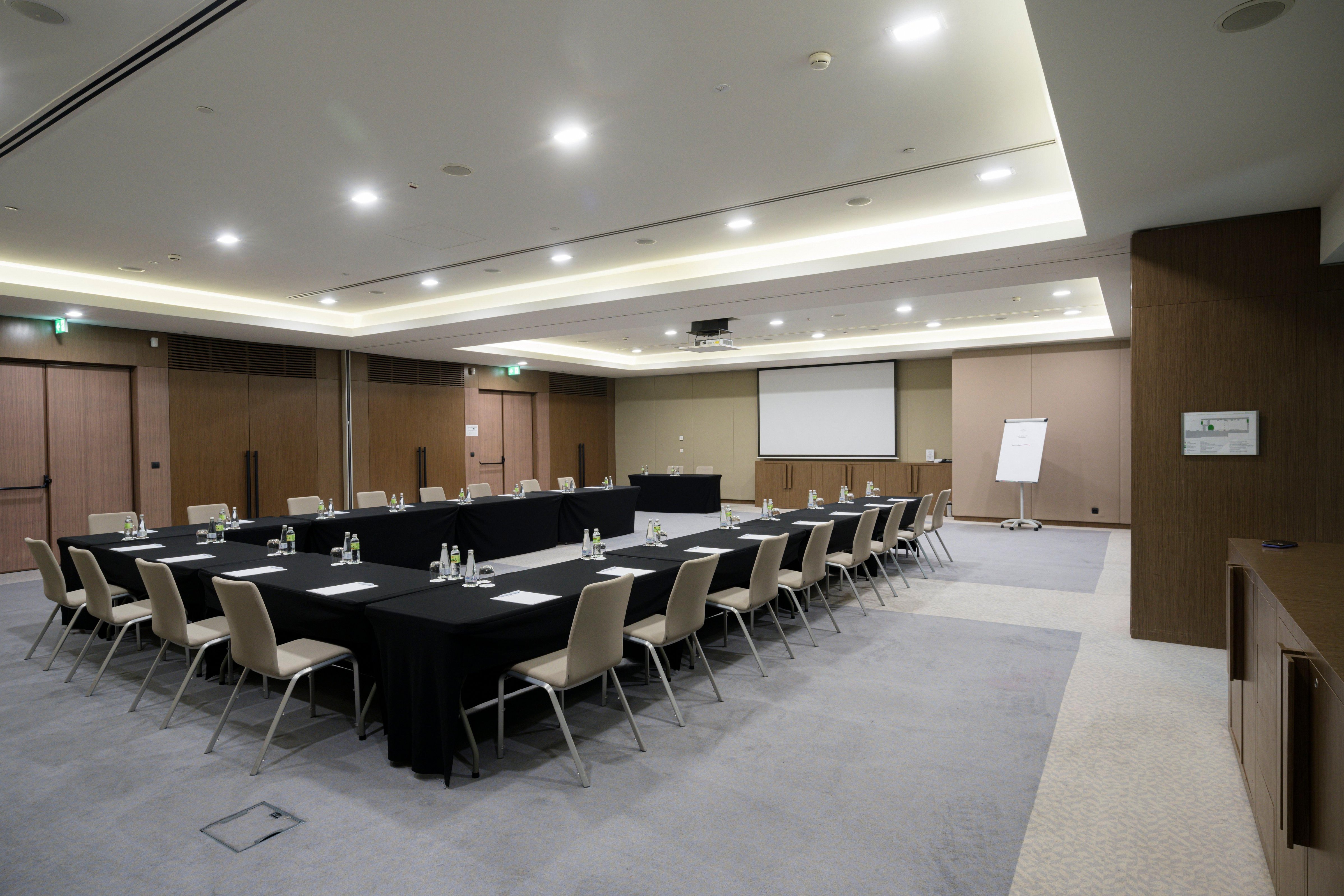 Crowne Plaza Belgrade 1