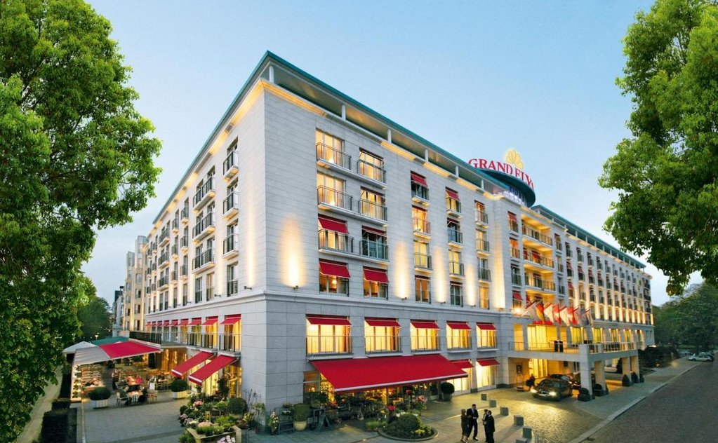Grand Elysee Hamburg