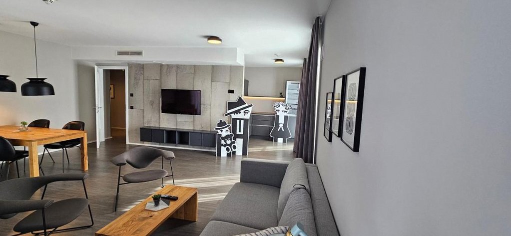 Timehouse Service Apartment 2