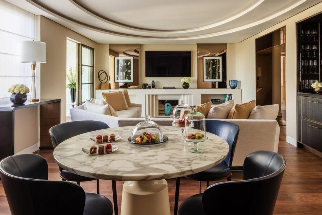 Four Seasons London at Park Lane 1
