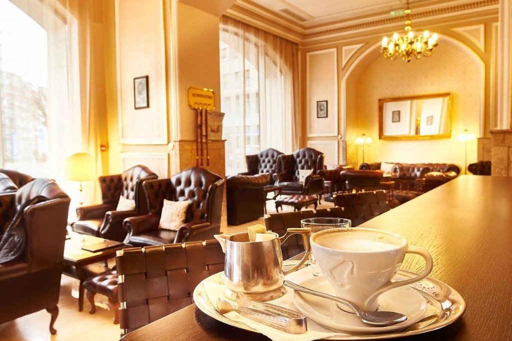 Grand Hotel Continental 1