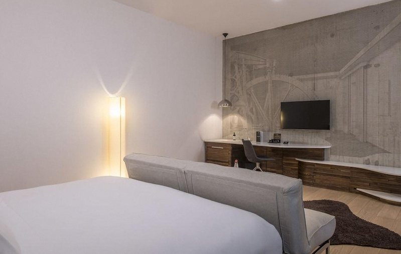 Radisson Collection Hotel Old Mill Belgrade 2