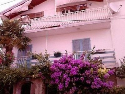Apartment Ena - Two Bedroom Apartment with Terrace