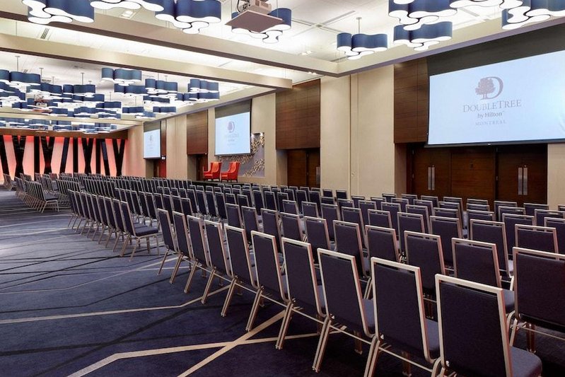 Doubletree by Hilton Montreal 1