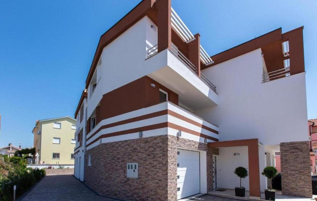 Beautiful Apartment in Vodice 2