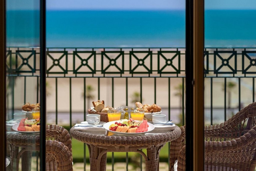 Las Arenas Balneario Resort 1