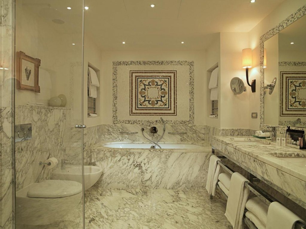 Hotel Savoy Florence, a Rocco Forte Hotel 1