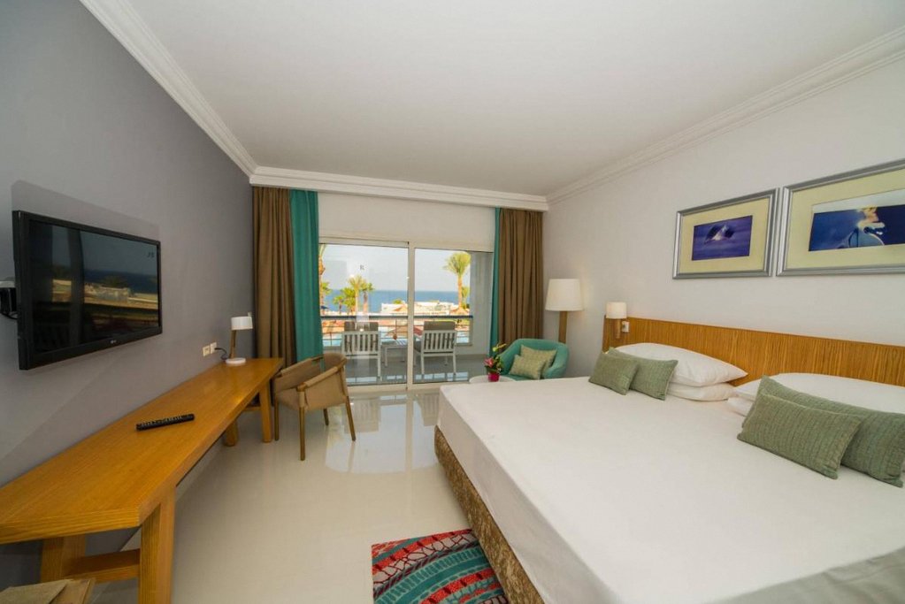 Renaissance Sharm El Sheikh Golden View Beach Resort 1