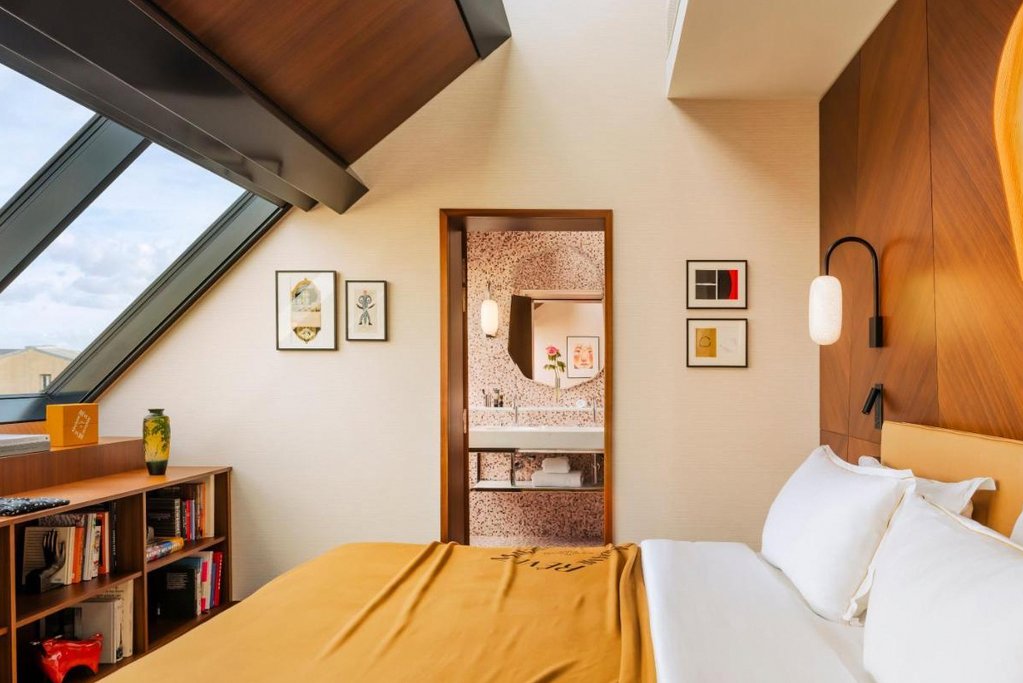Hotel Madame Reve 1