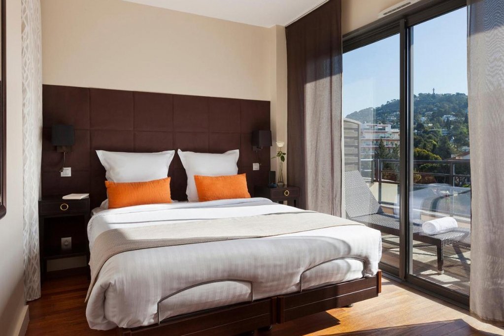 Neho Suites Cannes Croisette 1