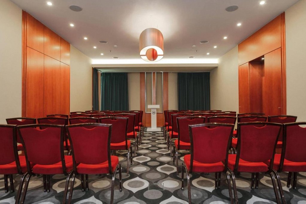 Sheraton Bucharest Hotel 2