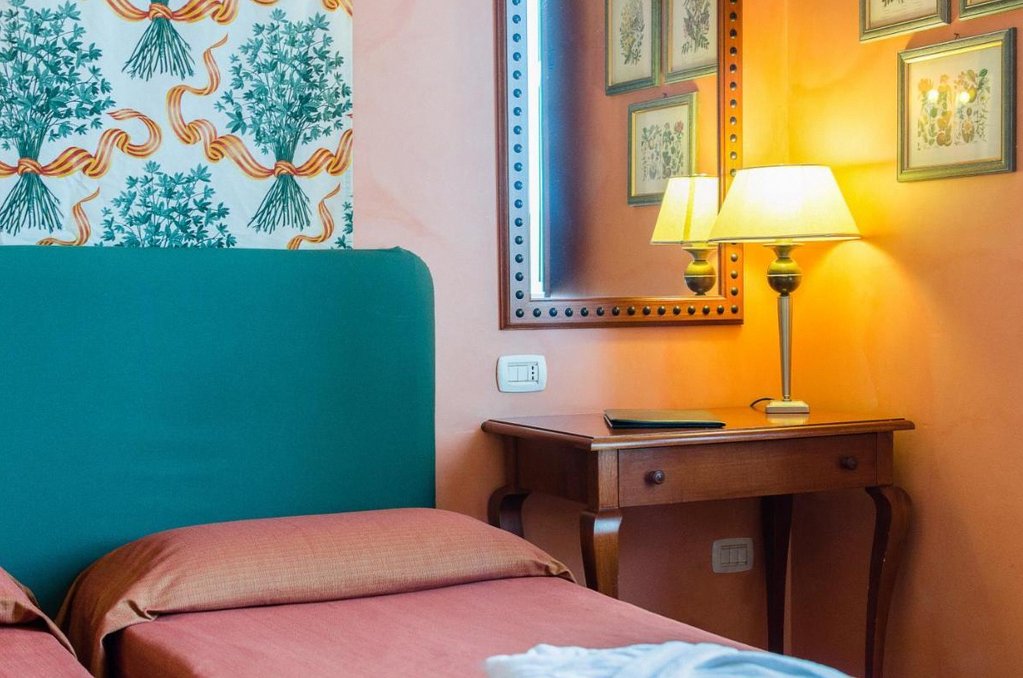 Hotel Vecchio Borgo 1