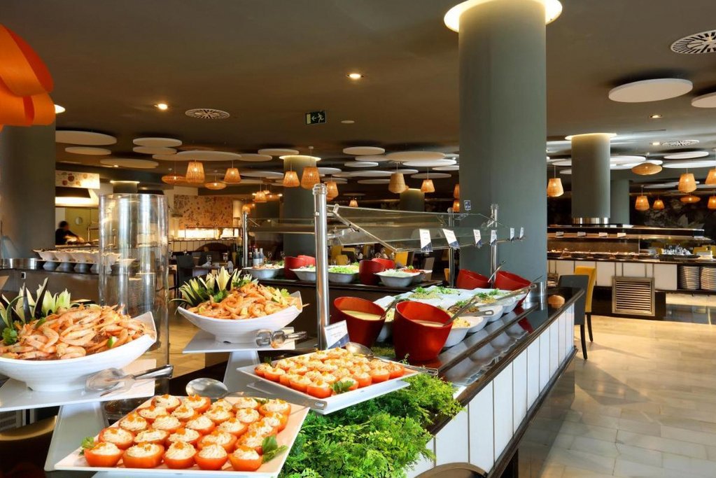 Grand Palladium Select Palace Ibiza 2