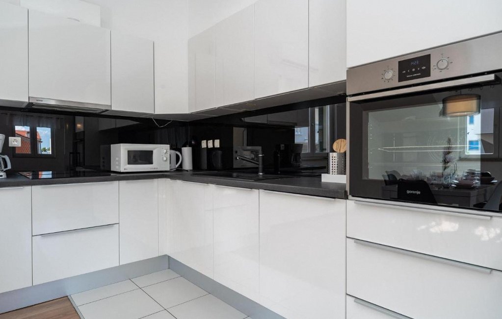 Nice Home in Vodice with Kitchen 2