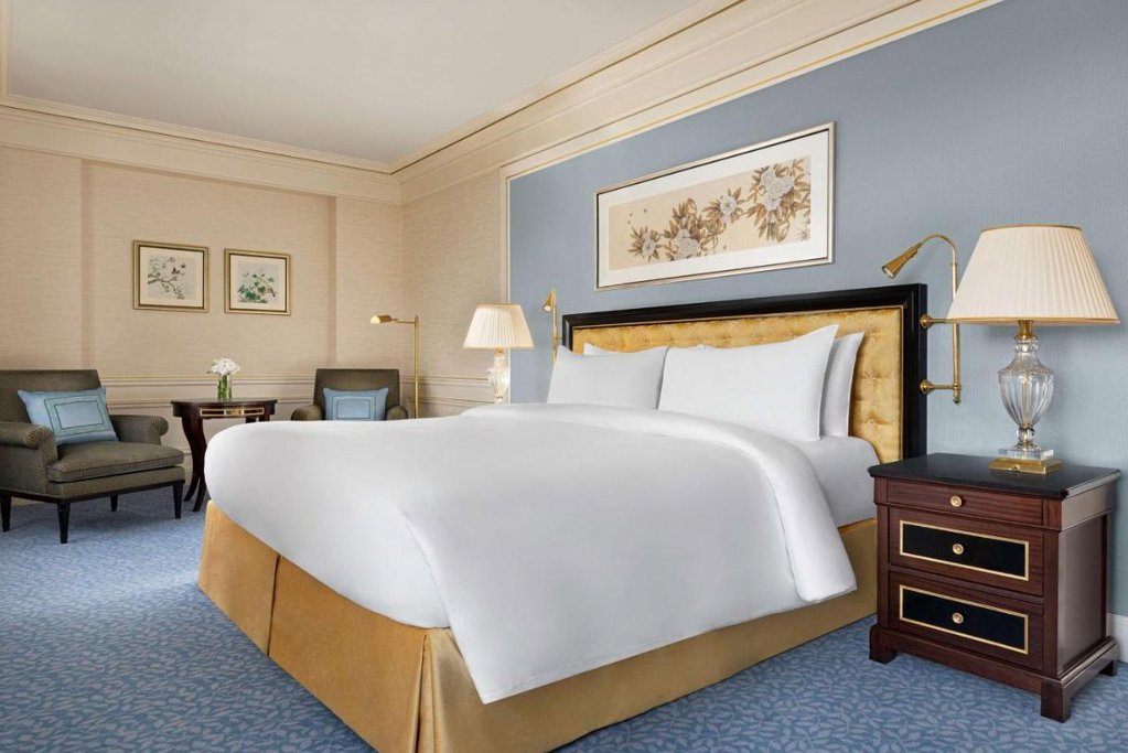 Shangri-La Paris 2