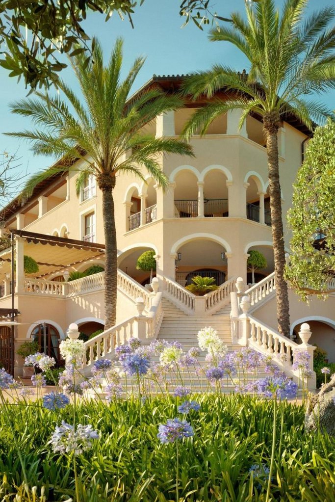 The St. Regis Mardavall Mallorca Resort 2