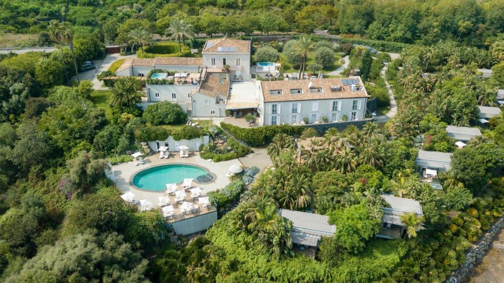 Donna Carmela Resort & Lodges