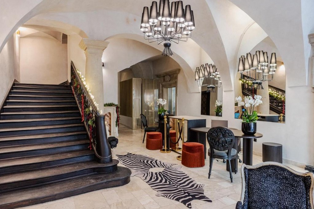 Hotel Unicus Palace Old Town - Destigo Hotels