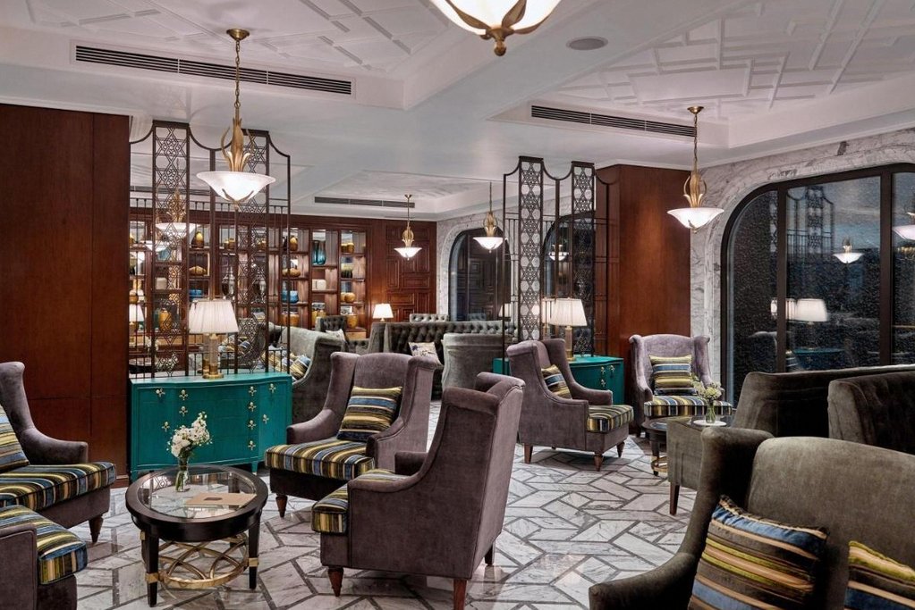 Peridot Grand Luxury Boutique Hotel 1