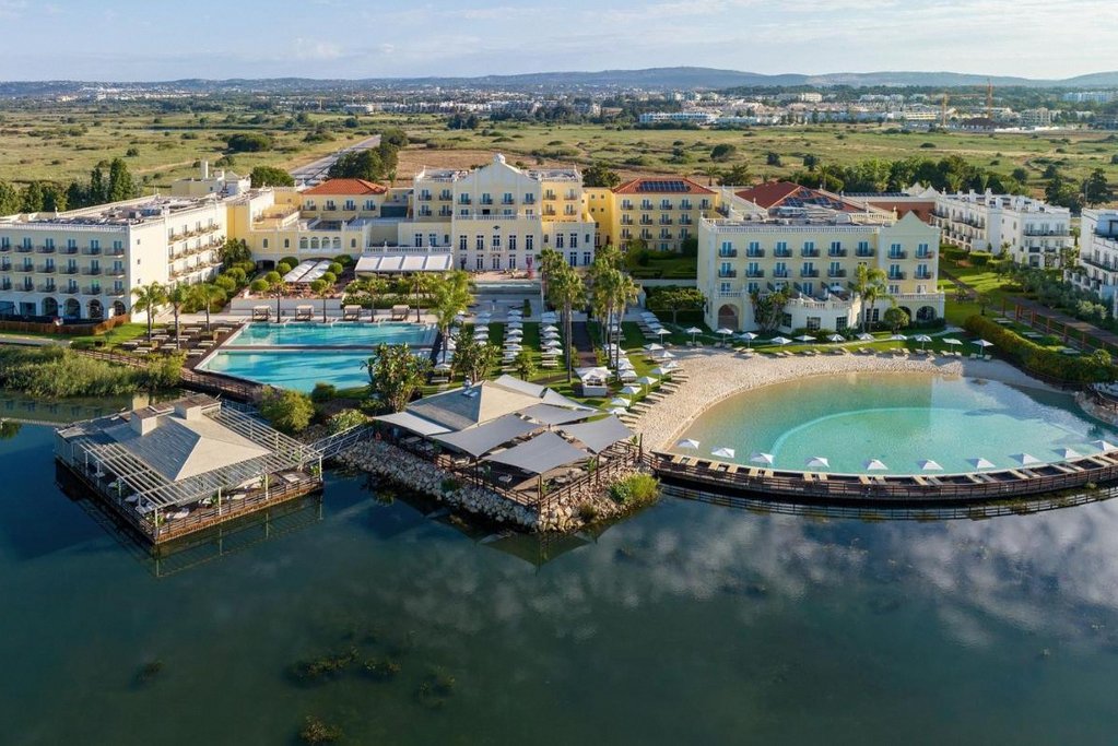 Domes Lake Algarve, Autograph Collection