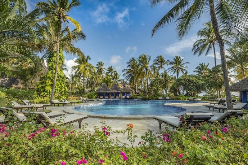 Breezes Beach Club And SPA