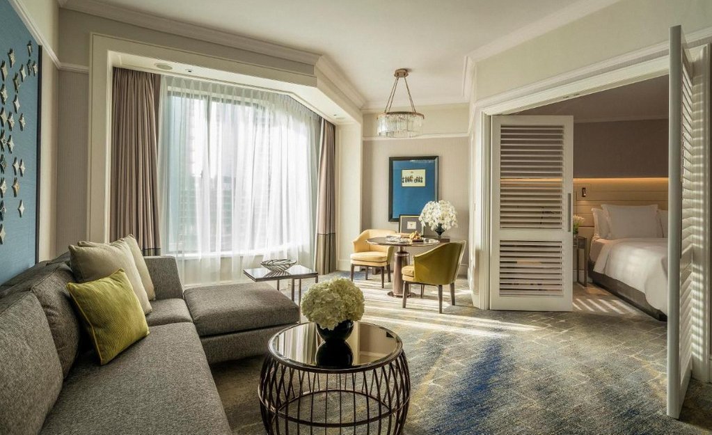Four Seasons Hotel Singapore