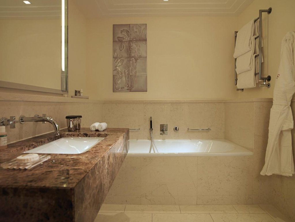 The Charles Hotel, a Rocco Forte Hotel 1