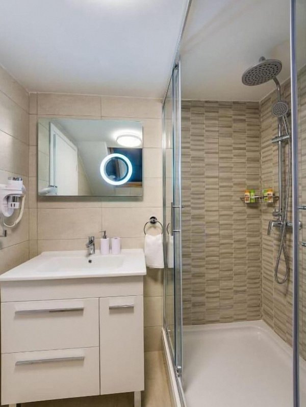 Navis Luxury Apartments 2
