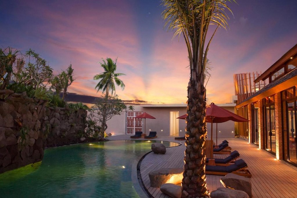 Maca Villas And SPA