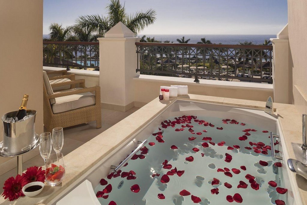 Redlevel at Gran Melia Palacio de Isora (Adults only) 2