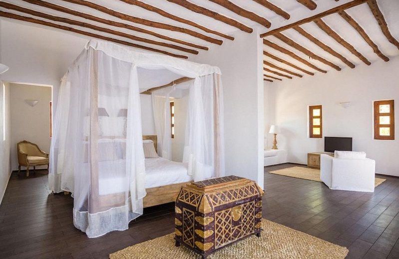 Konokono Beach Resort & Isaraya Luxury Overwater Villas