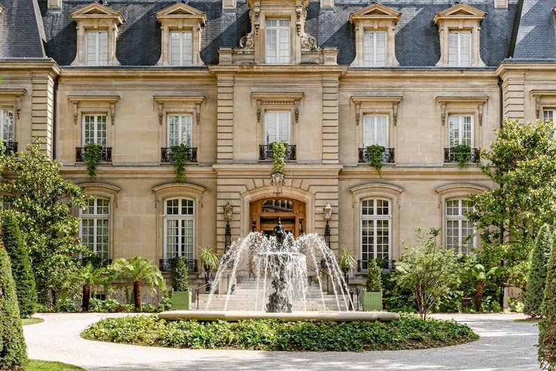 Saint James Paris