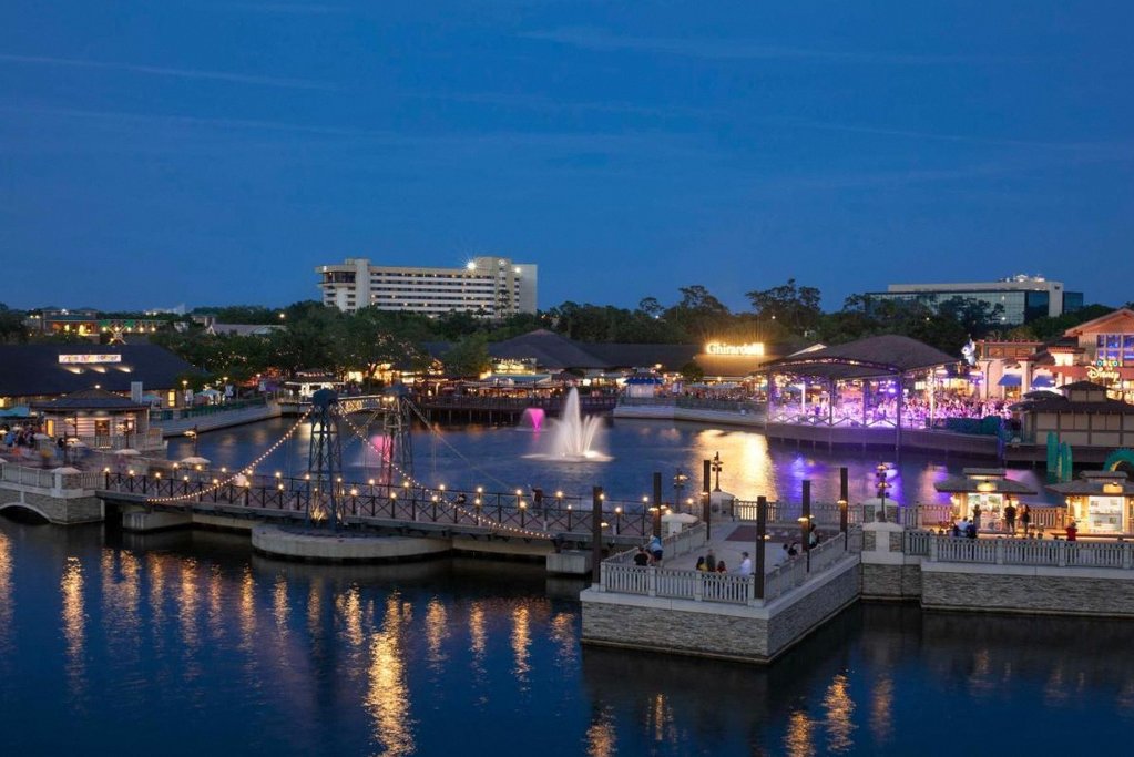 Hilton Orlando Lake Buena Vista - Disney Springs Area