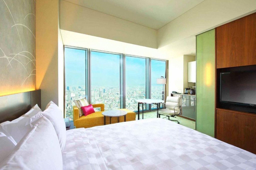 Osaka Marriott Miyako Hotel 1