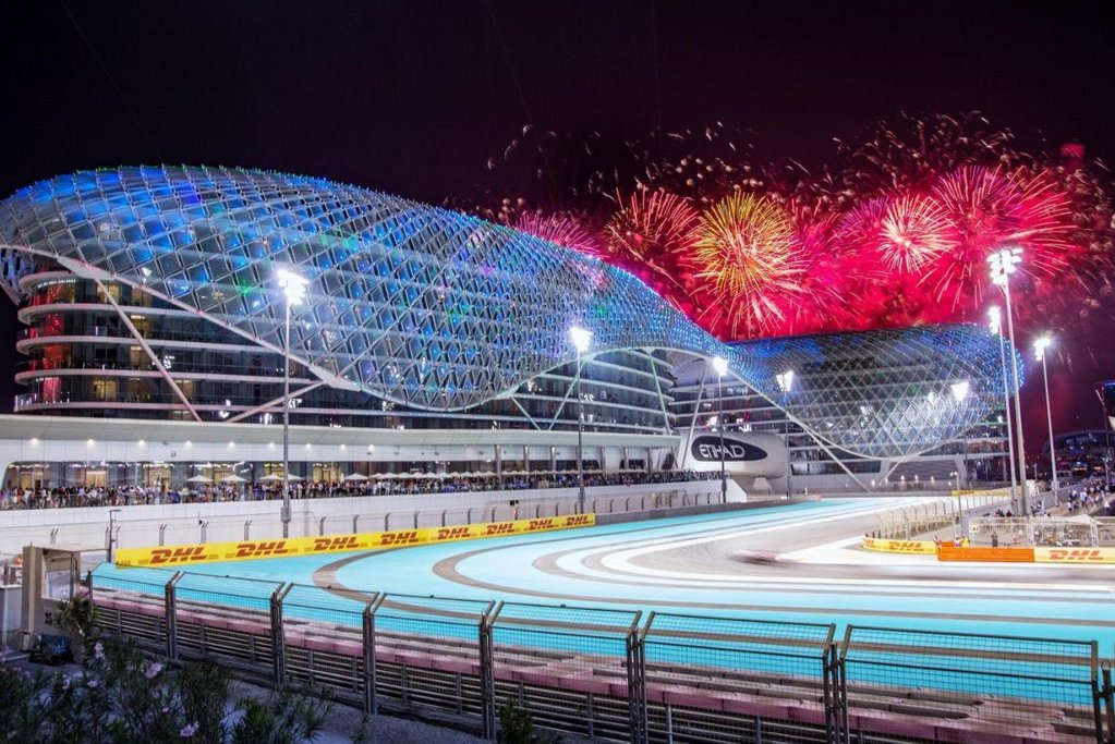 W Abu Dhabi - Yas Island 1