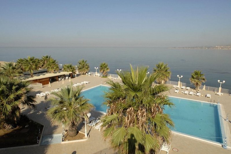 Dioscuri Bay Palace