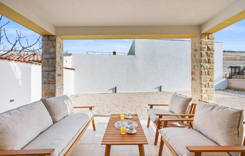 4 Bedroom Stunning Home in Vodice