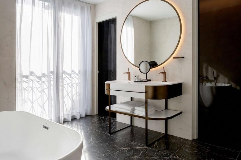 Radisson Collection Hotel Magdalena Plaza Sevilla 2