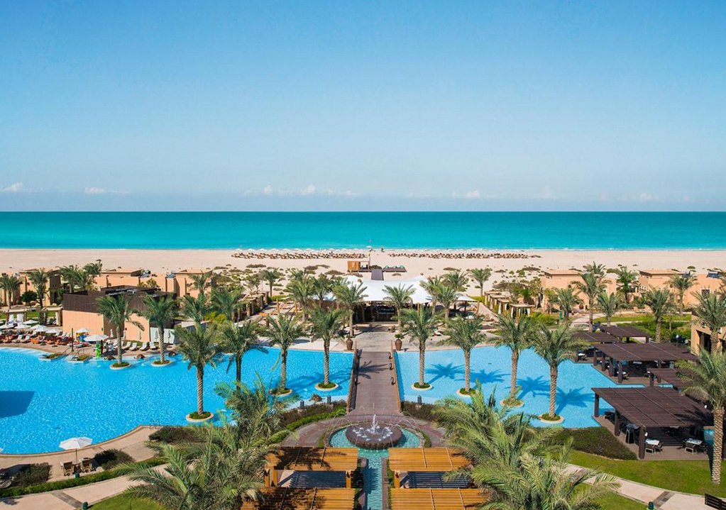 Saadiyat Rotana Resort & Villas