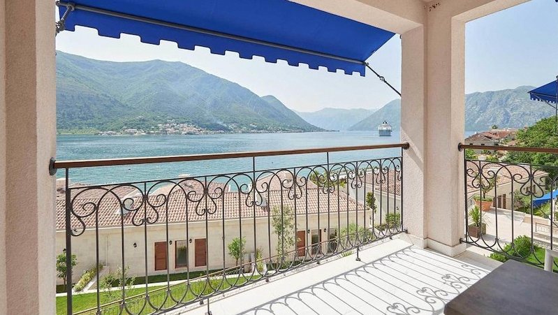 Huma Kotor Bay Hotel & Villas 2