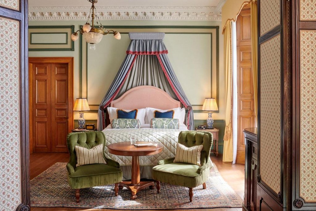 Gleneagles Townhouse