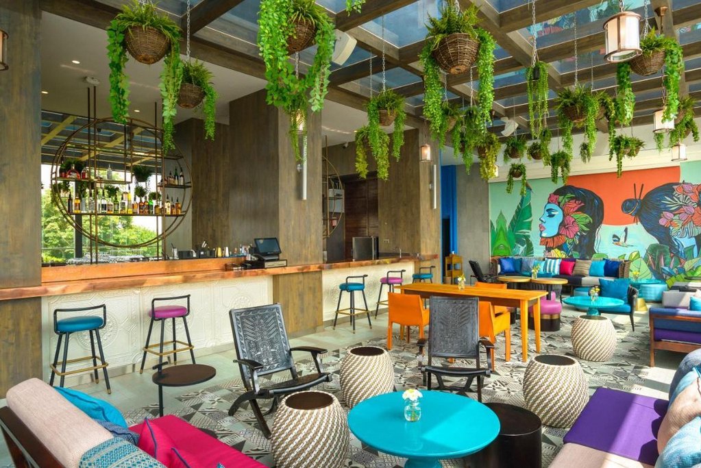 The Social House 2