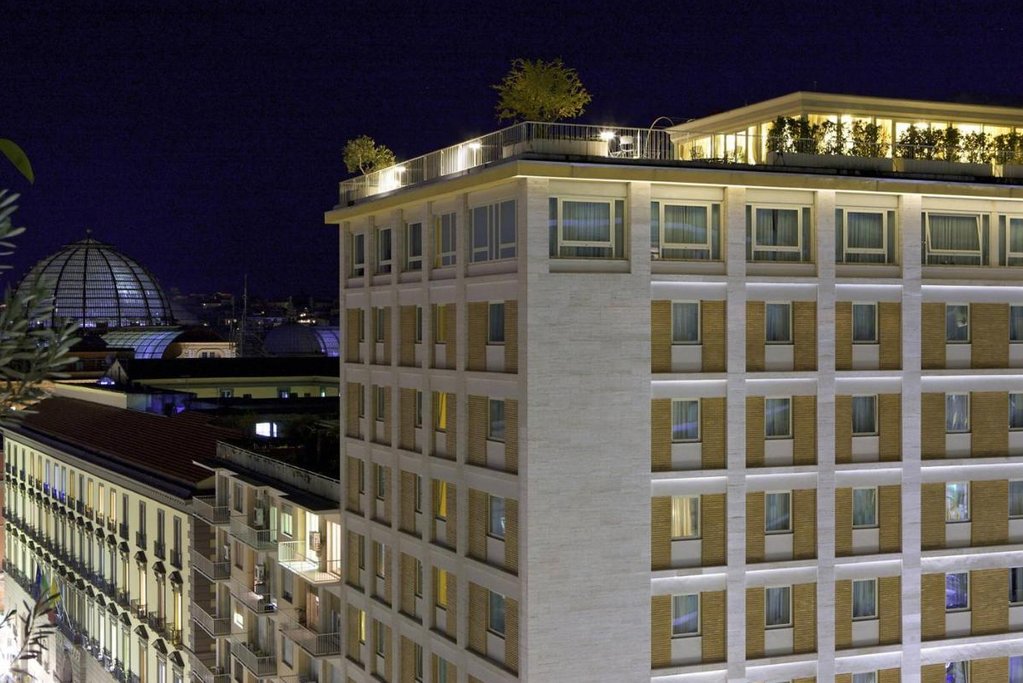 Renaissance Naples Hotel Mediterraneo