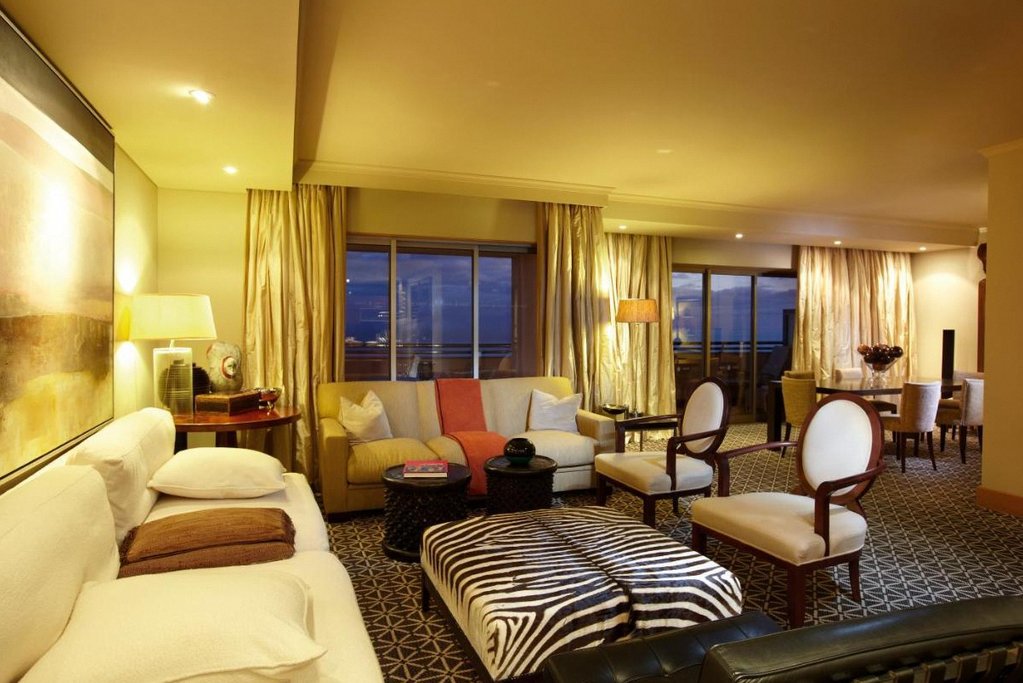 Royal Savoy 1